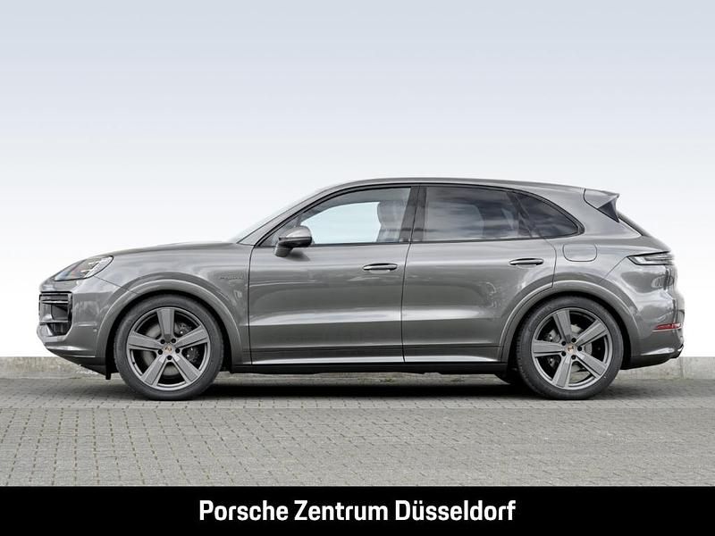 Gebraucht Porsche Cayenne 470 PS (345 kW) 2025 Quarzitgraumetallic SUV