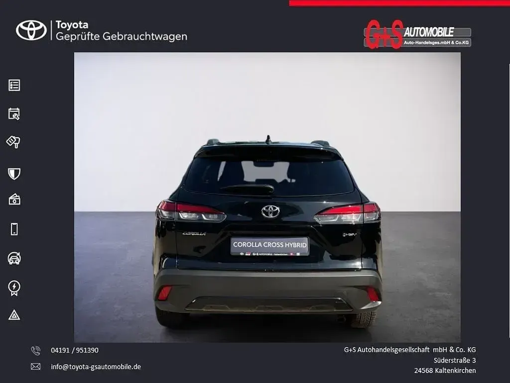 Gebraucht Toyota Corolla Cross Basis 197 PS (144 kW) 2024 Schwarz SUV