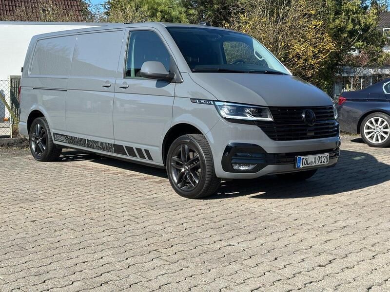 Grau Gebraucht 2022 VW T6.1 Van | 38.000 € (Superpreis) - Bild 1/4