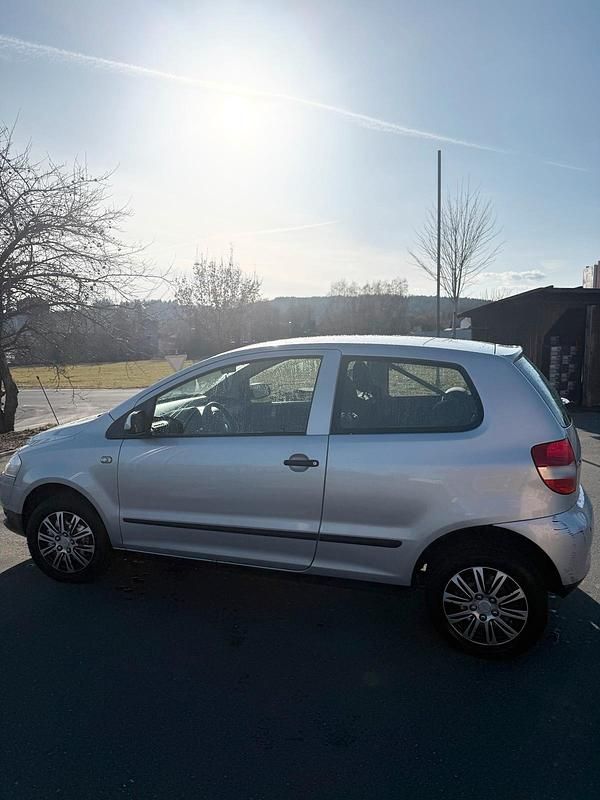 Gebraucht VW Fox 55 PS (40 kW) 2006 Silber Kleinwagen