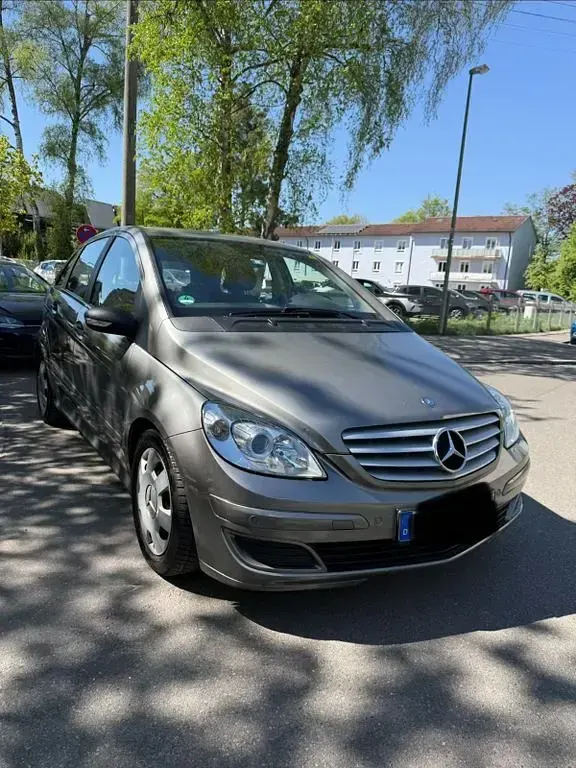 Gebraucht Mercedes B180 109 PS (80 kW) 2006 Van / Kleinbus