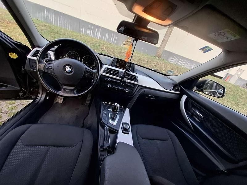 Gebraucht BMW 320 184 PS (135 kW) 2014 Limousine