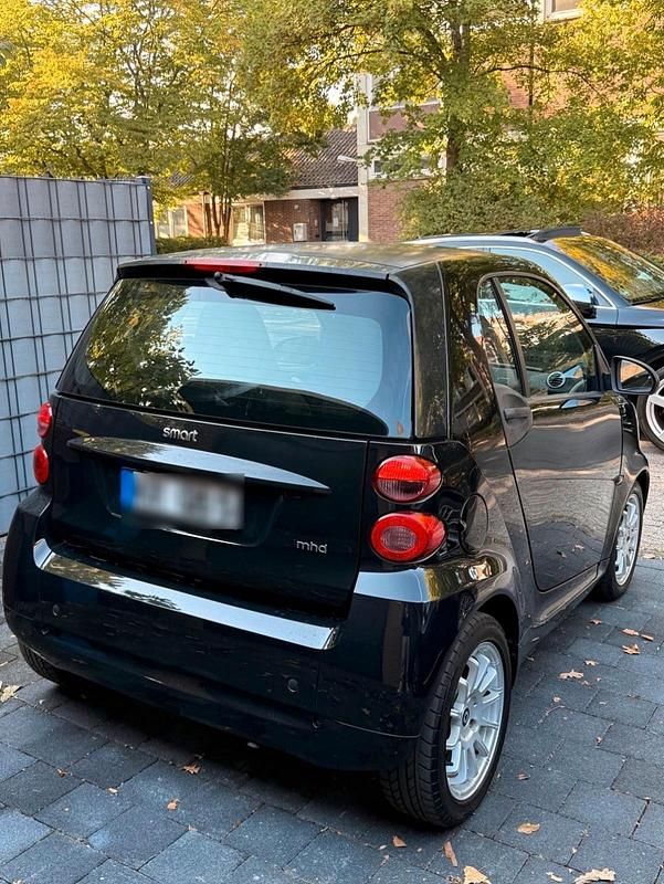Gebraucht Smart ForTwo Coupé 71 PS (52 kW) 2011 Schwarz Coupé