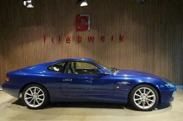Second-hand Aston Martin DB7 426 CP (313 kW) 2004 Albastru Coupe
