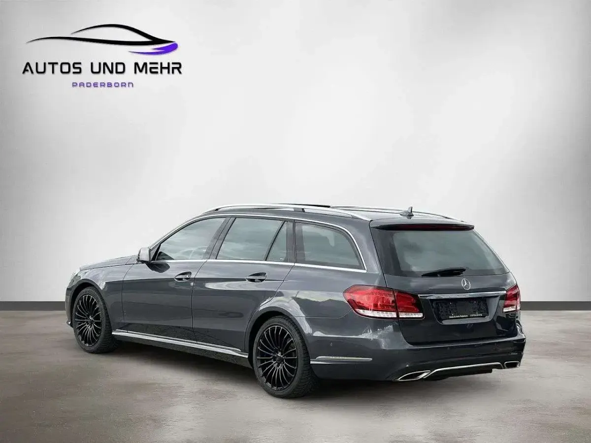 Gebraucht Mercedes E250 204 PS (150 kW) 2015 Grau Kombi
