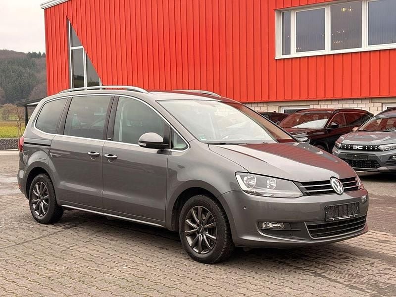 Gebraucht VW Sharan Allstar 184 PS (135 kW) 2016 Grau Van / Kleinbus