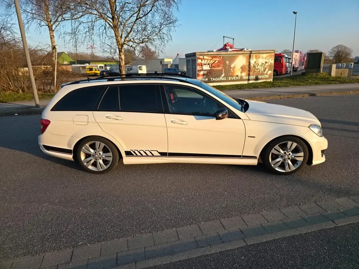 Gebraucht Mercedes C350 Sport 265 PS (194 kW) 2013 Weiß Kombi