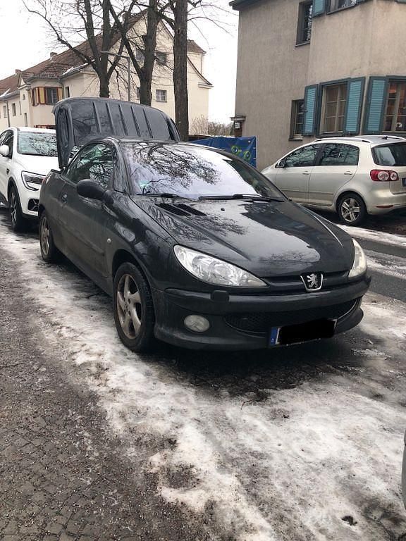 Gebraucht Peugeot 206 CC Platinum 109 PS (80 kW) 2006 Schwarz Cabrio