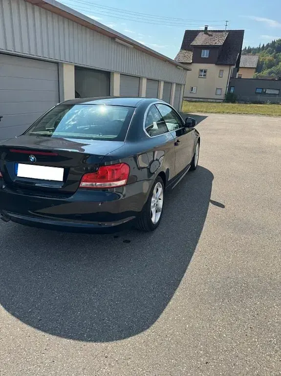 Gebraucht BMW 118 Coupé Advantage 143 PS (105 kW) 2012 Schwarz Coupé