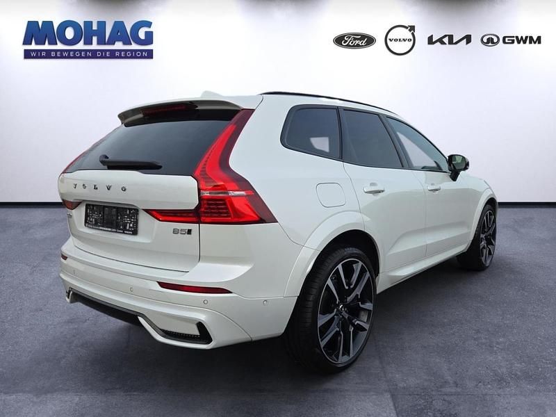 Gebraucht Volvo XC60 Ultimate 250 PS (183 kW) 2023 Weiss SUV