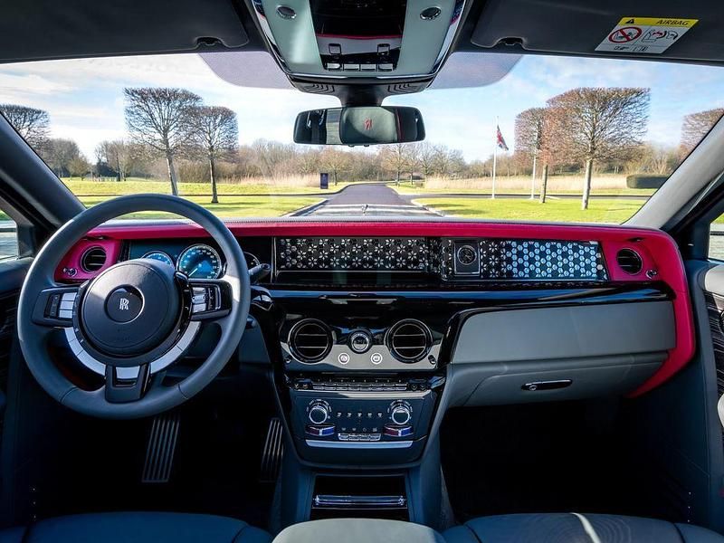 Gebraucht Rolls Royce Phantom 571 PS (419 kW) 2023 Rot Limousine