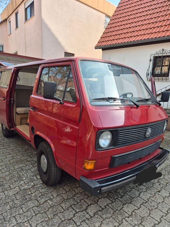 Second-hand VW Multivan 69 CP (50 kW) 1989 Roșu Monovolum