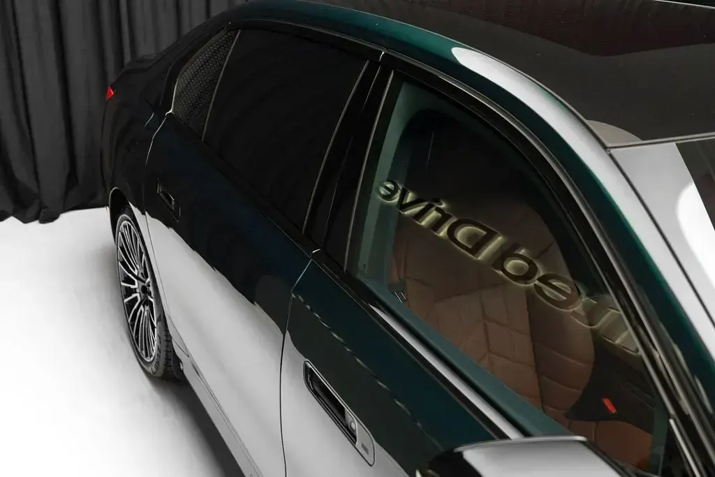 Gebraucht BMW i7 484 kW (659 PS) 2024 Grün Limousine