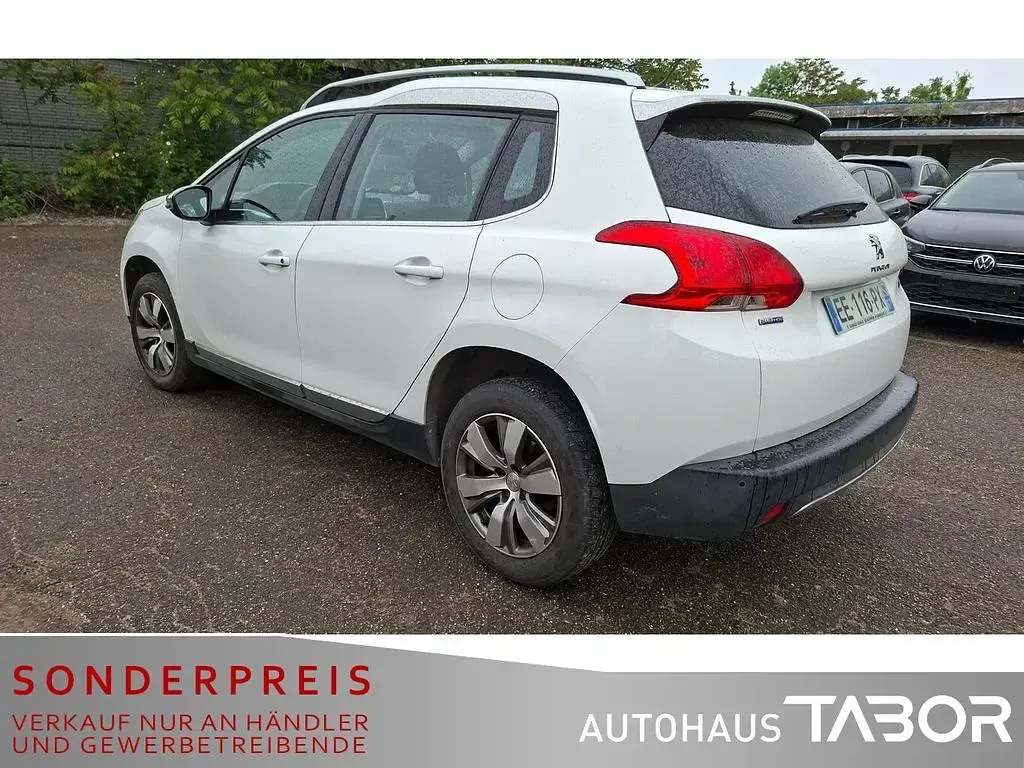 Gebraucht Peugeot 2008 Allure 120 PS (88 kW) 2016 Blanc banquise SUV