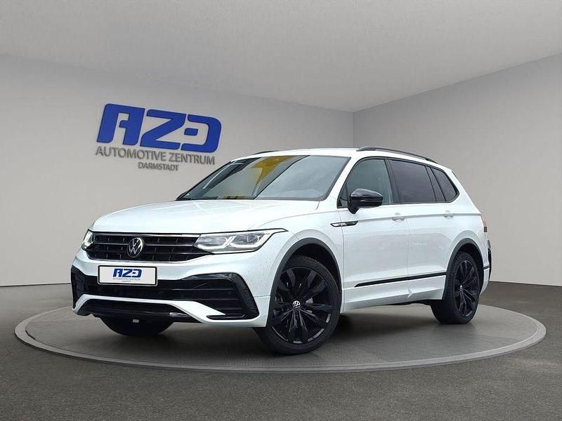 Oryxweiß perlmutteffekt Gebraucht 2024 VW Tiguan Allspace R-line SUV | 45.888 € (Etwas zu teuer) - Bild 1/4