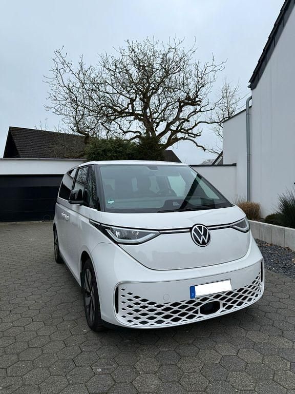Gebraucht VW ID. Buzz Pro 210 kW (286 PS) 2024 Weiß Van / Kleinbus