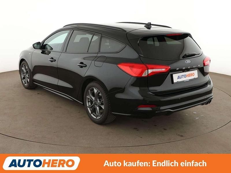 Usata Ford Focus ST-Line 120 CV (88 kW) 2021 Nero Station wagon
