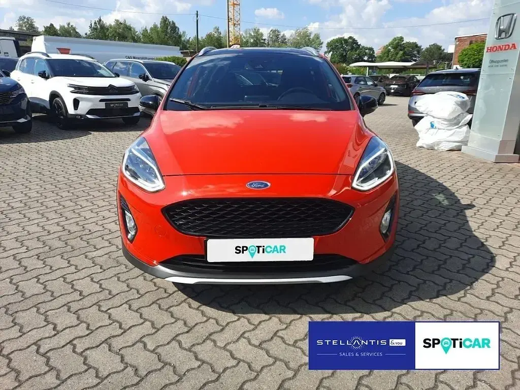 Gebraucht Ford Fiesta Active 101 PS (74 kW) 2018 Rot Kleinwagen