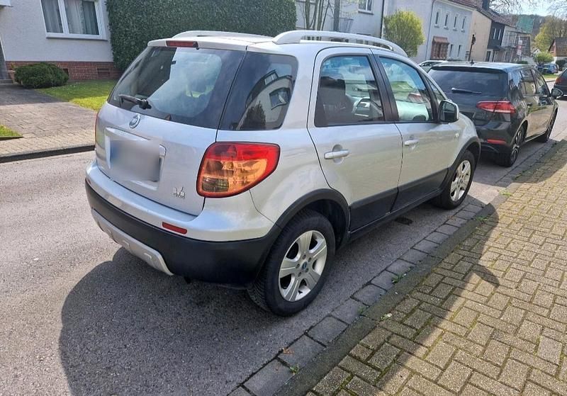 Gebraucht Fiat Sedici 120 PS (88 kW) 2008 Silber SUV