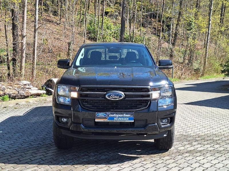 Nowe Ford Ranger XLT 170 KM (125 kW) 2026 Czarny Pickup