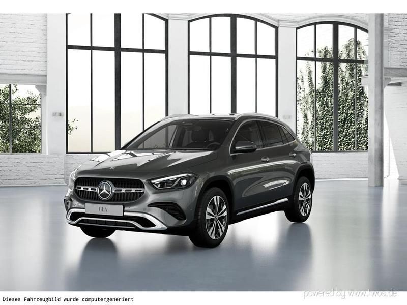 Metalliclack mountaingrau Gebraucht 2025 Mercedes GLA180 SUV | 40.800 € (Fairer Preis) - Bild 1/4
