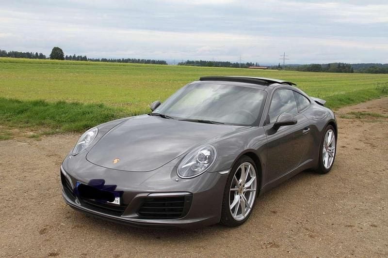 Gebraucht Porsche 911 Carrera 370 PS (272 kW) 2017 Grau Coupé