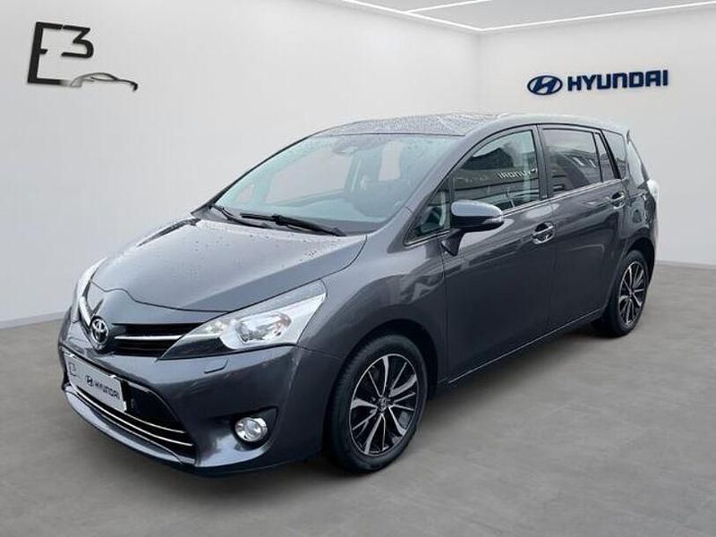 Gebraucht Toyota Verso 147 PS (108 kW) 2017 Andere Van / Kleinbus