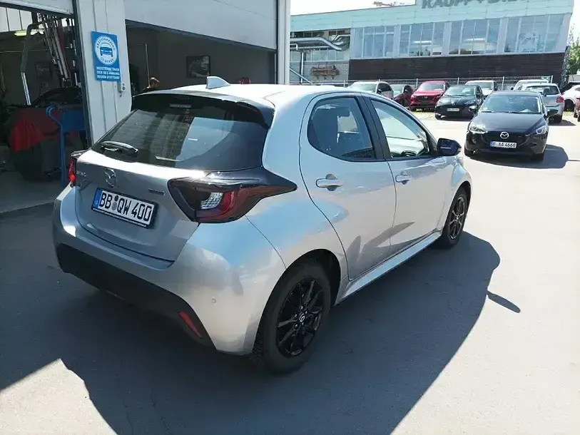 Gebraucht Mazda 2 Exclusive-Line 116 PS (85 kW) 2024 Silber Kleinwagen