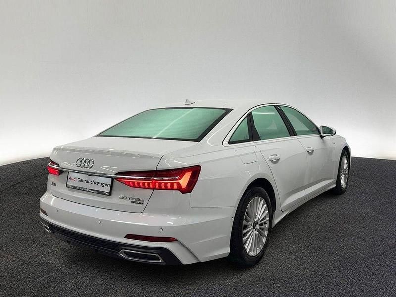 Gebraucht Audi A6 Design 299 PS (219 kW) 2022 Weiss Limousine