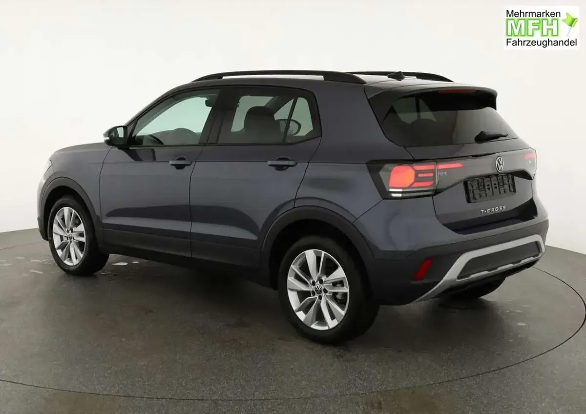 Gebraucht VW T-Cross Life 116 PS (85 kW) 2025 Rauch grau metallic SUV