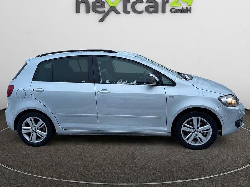 Gebraucht VW Golf VII 122 PS (89 kW) 2012 Reflexsilber (metallic) Limousine