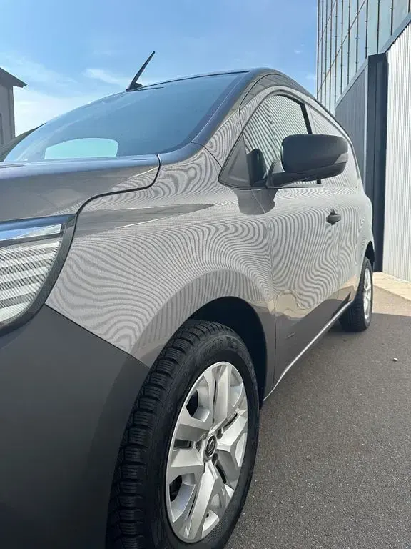 Gebraucht Renault Kangoo 131 PS (96 kW) 2022 Silber Van / Kleinbus