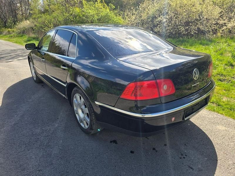 Second-hand VW Phaeton 224 CP (164 kW) 2006 Negru Berlinǎ
