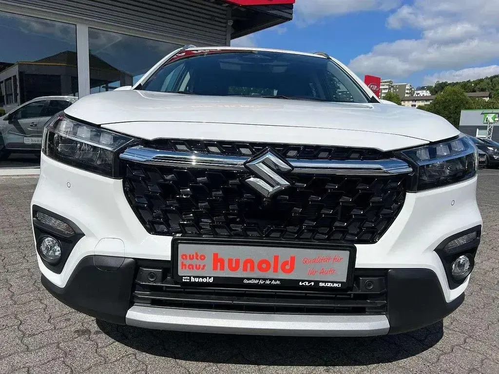 Neu Suzuki SX4 S-Cross Comfort+ 129 PS (94 kW) 2025 Weiß SUV