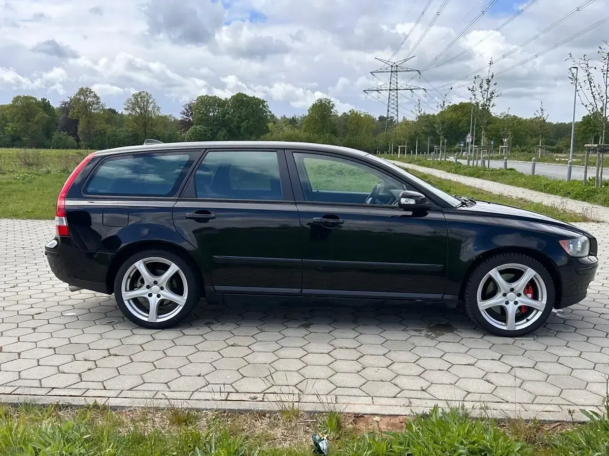 Gebraucht Volvo V50 170 PS (125 kW) 2006 Schwarz Kombi