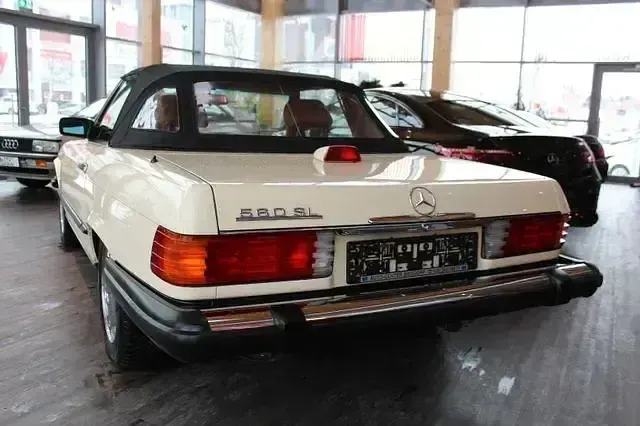 Gebraucht Mercedes 560 231 PS (169 kW) 1987 Beige Cabrio