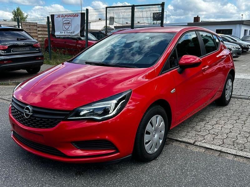 Rot Gebraucht 2017 Opel Astra Selection Limousine | 5.990 € (Superpreis) - Bild 1/4