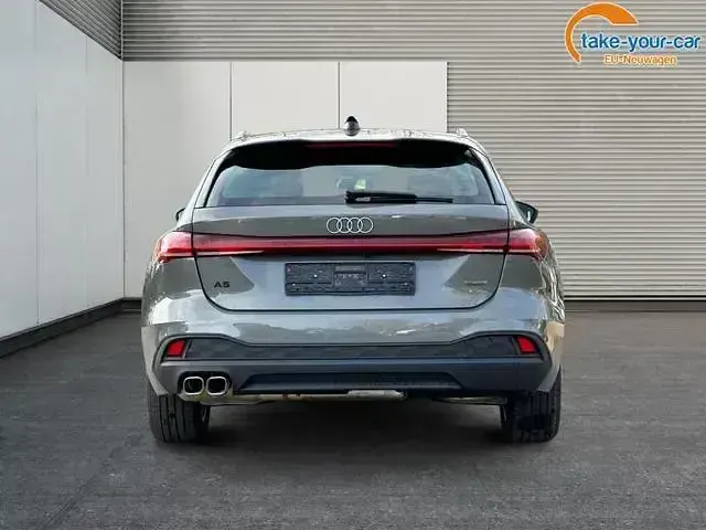 Gebraucht Audi A5 204 PS (150 kW) 2025 (chronosgrau metallic/grau) Kombi