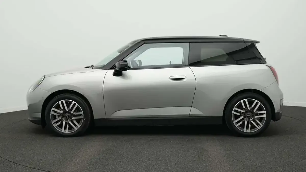 Gebraucht Mini Cooper Classic 135 kW (184 PS) 2025 Grau Kleinwagen