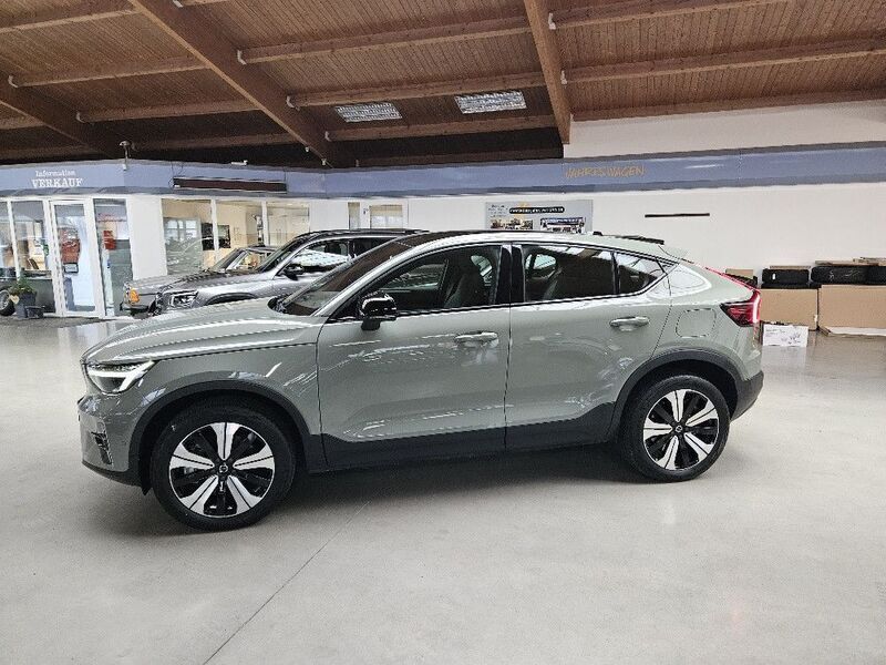 Grün Gebraucht 2023 Volvo EC40 Ultimate SUV | 38.750 € (Fairer Preis) - Bild 1/4