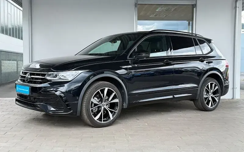 Gebraucht VW Tayron R-line 193 PS (141 kW) 2025 Schwarz SUV