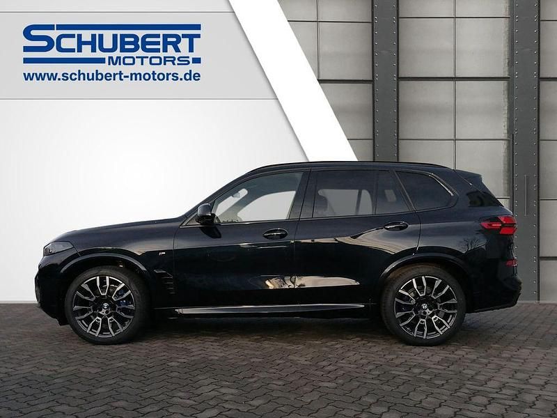 Neu BMW X5 M Sport 340 PS (250 kW) 2025 Schwarz SUV