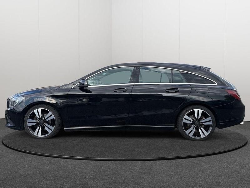 Gebraucht Mercedes CLA200 136 PS (100 kW) 2015 Schwarz Limousine