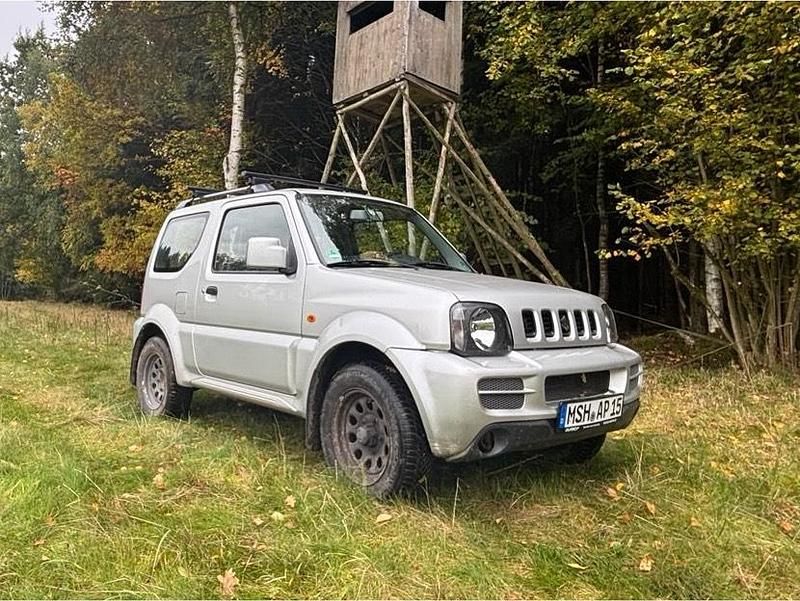 Silber Gebraucht 2008 Suzuki Jimny SUV | 6.499 € (Guter Preis) - Bild 1/4