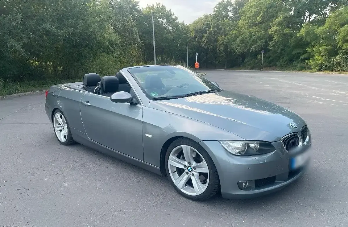 Gebraucht BMW 325 Cabriolet Comfort Edition 218 PS (160 kW) 2008 Grau Cabrio