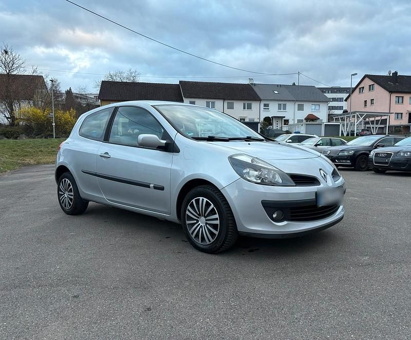 Gebraucht Renault Clio III 112 PS (82 kW) 2006 Grau Limousine