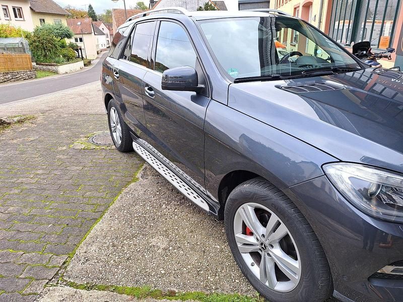 Gebraucht 2013 Mercedes ML350 SUV | 15.900 € (Superpreis) - Bild 1/4