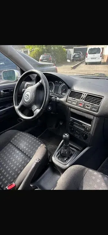 Brugt VW Bora Basis 105 HK (77 kW) 2000 Sølv Sedan