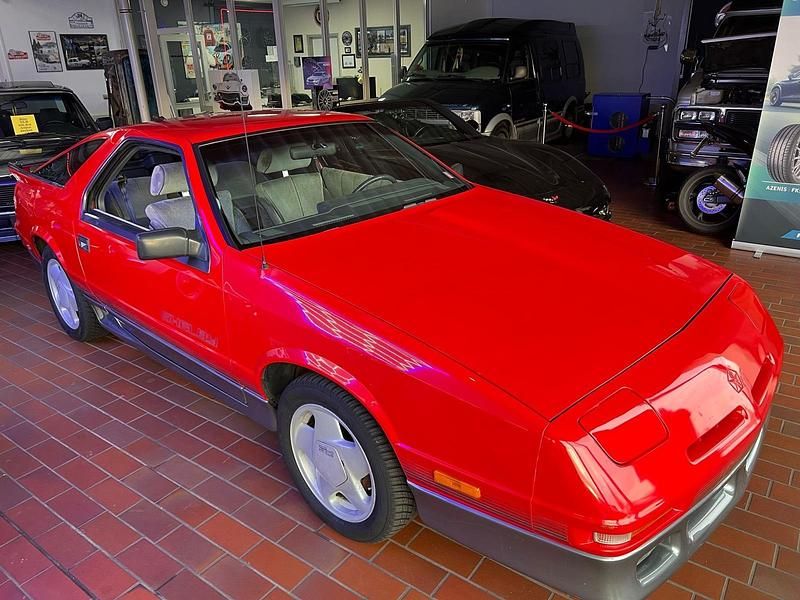 Rot Gebraucht 1990 Chrysler Daytona Coupé | 9.999 € - Bild 1/4