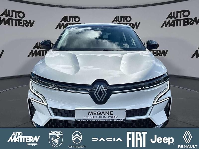 Weiss 369 + schwarz gne Neu 2025 Renault Megane E-Tech Komfort Limousine | 45.299 € - Bild 1/4